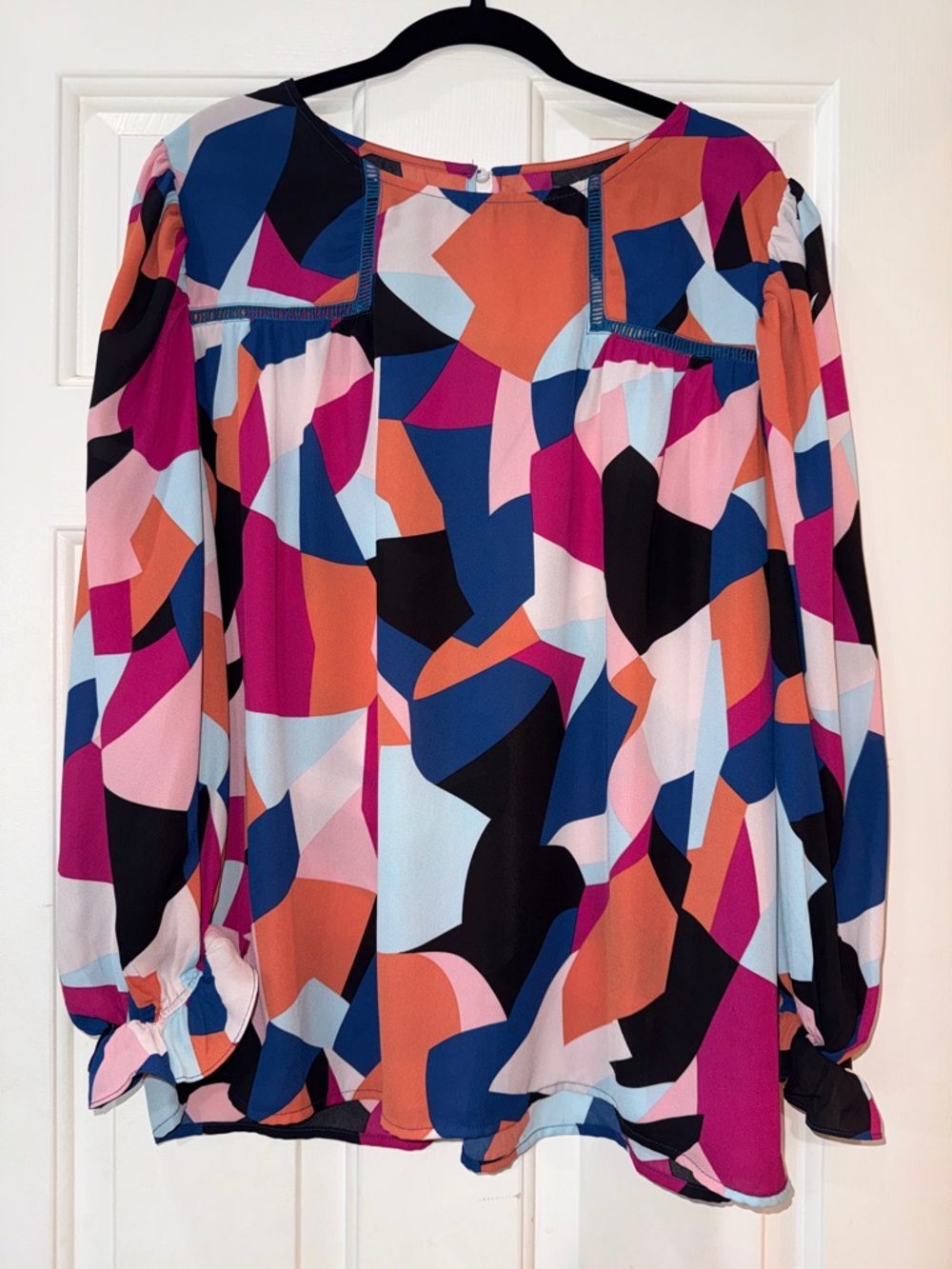 Women’s Abstract Print Long-Sleeve Blouse - Multicolor